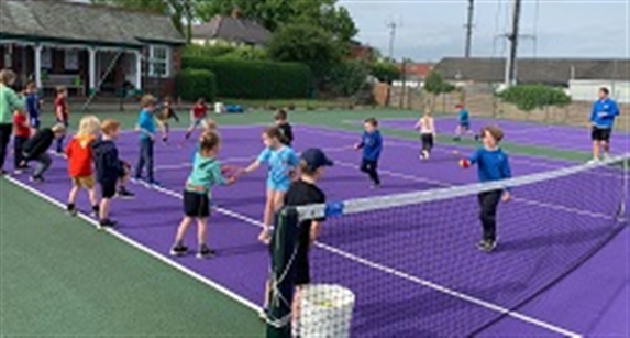 Angela Crossley Tennis Coaching / Holiday camps